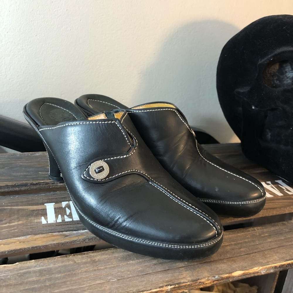 Cole Haan black leather clog heel 6
